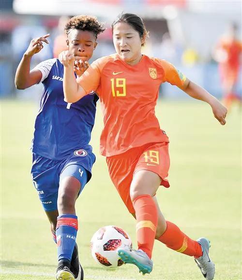 中国女足以惨败收场，以1：6的比分结束了世界杯征程，令人为之扼腕叹息！中国女足本(6)