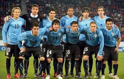 世南美预：乌拉圭3-1智利，德拉克鲁兹梅开二度(1)