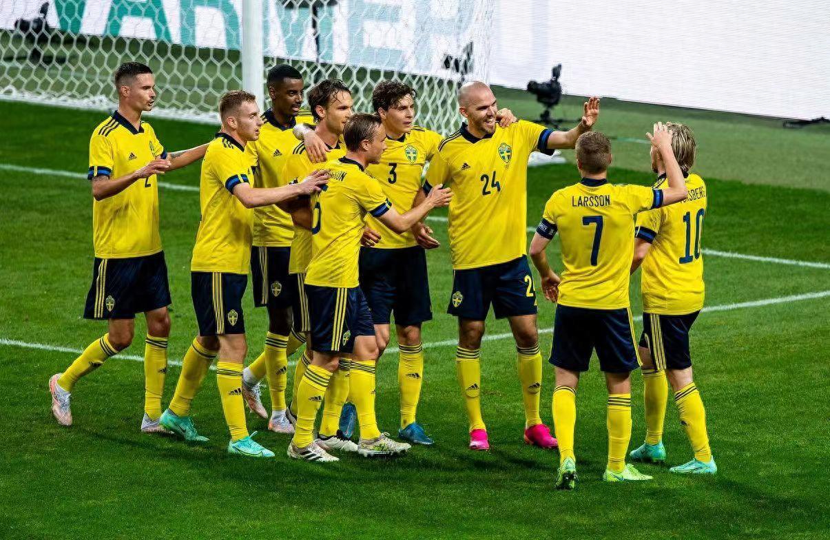 欧预赛：比利时VS瑞典！双方实力差距较大，瑞典能否保住不败？(4)