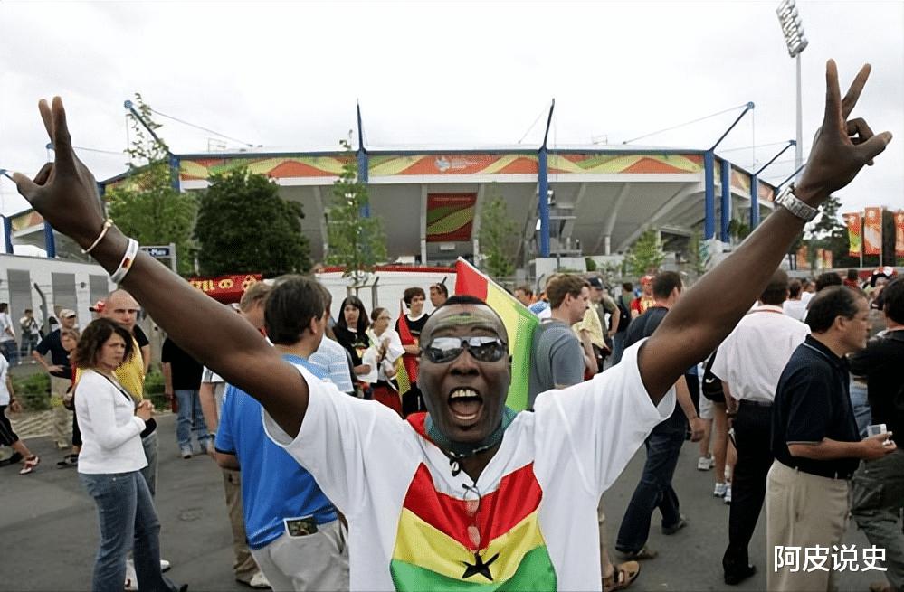 德国世界杯回顾，2: 1胜漂亮国，加纳小组第二喜出线(1)