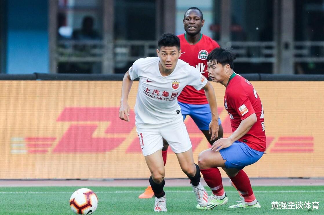传奇球星之称的“中国罗本”于海选择退役，中国足球的未来在哪里？(3)