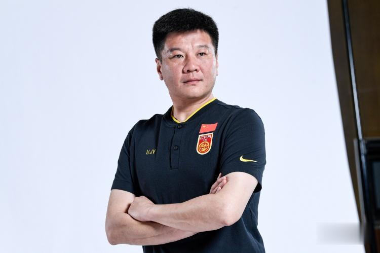 记者：云南玉昆欲出资劝其他中甲队退出，为新赛季开8000万预算(1)