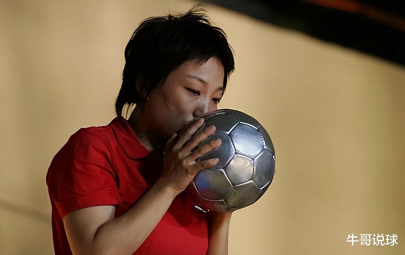 里皮：说实话，中国足球史上世界级球星只有1人，王霜想超她？难(4)