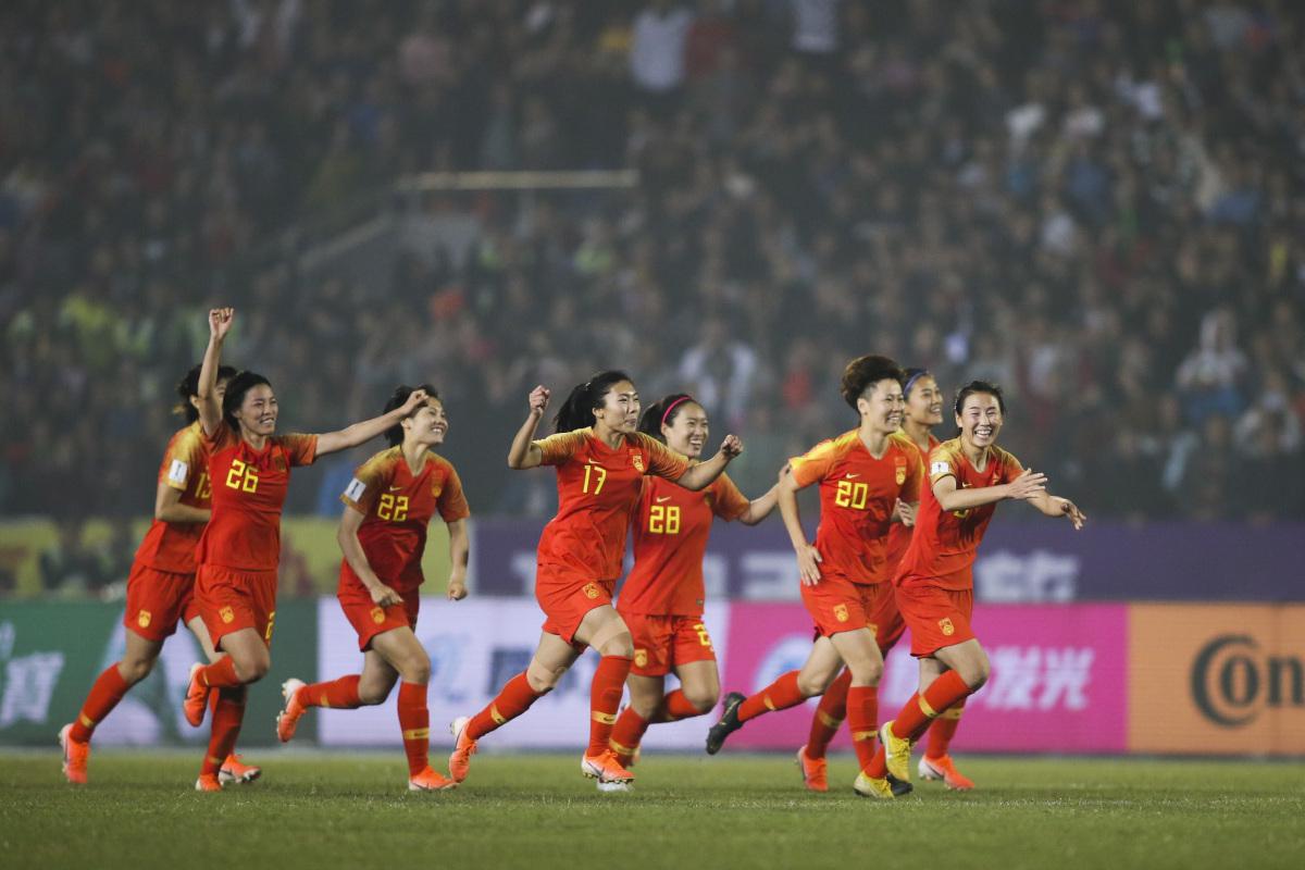 女足场均跑动比对手多，成绩却不理想！中国足球在战术端落后太多(2)