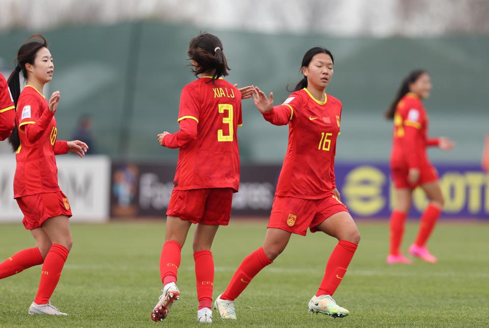 6-1！中国女足大胜越南仍出局，日本踢默契球：送礼输球后携朝鲜出线(4)