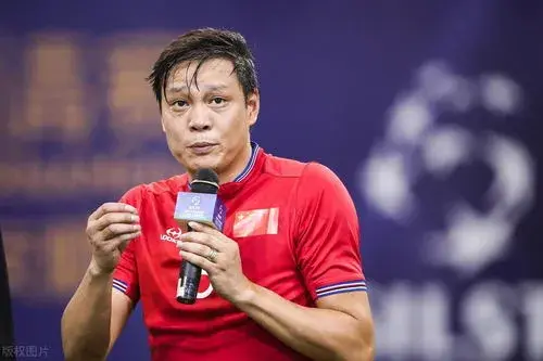 国足世预赛遭遇意外平局，范志毅严批队长张琳鹏表现，期待未来(5)