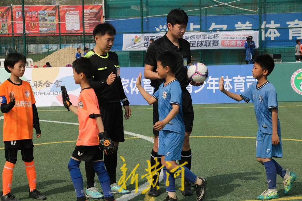 绿茵逐梦！第五届中国城市少儿足球联赛（济南赛区）开赛(3)