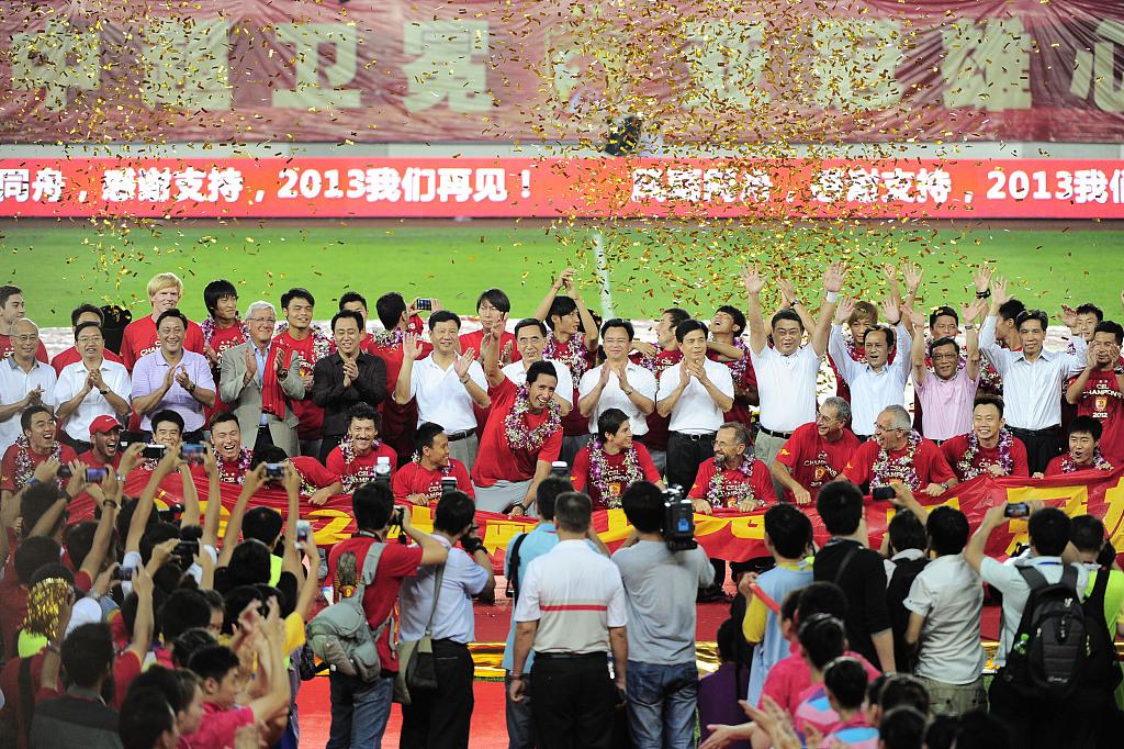 中超历史积分！京媒称广州队靠金元足球进前3，曾唱衰无法夺亚冠(2)